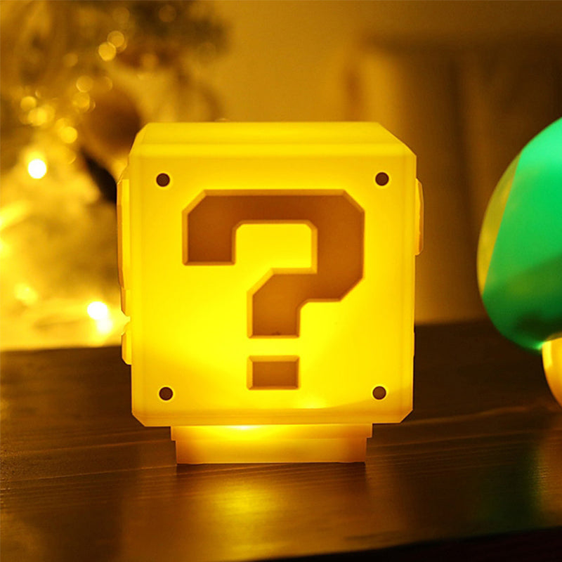 LÁMPARA RECARGABLE CUBO MISTERIOSO